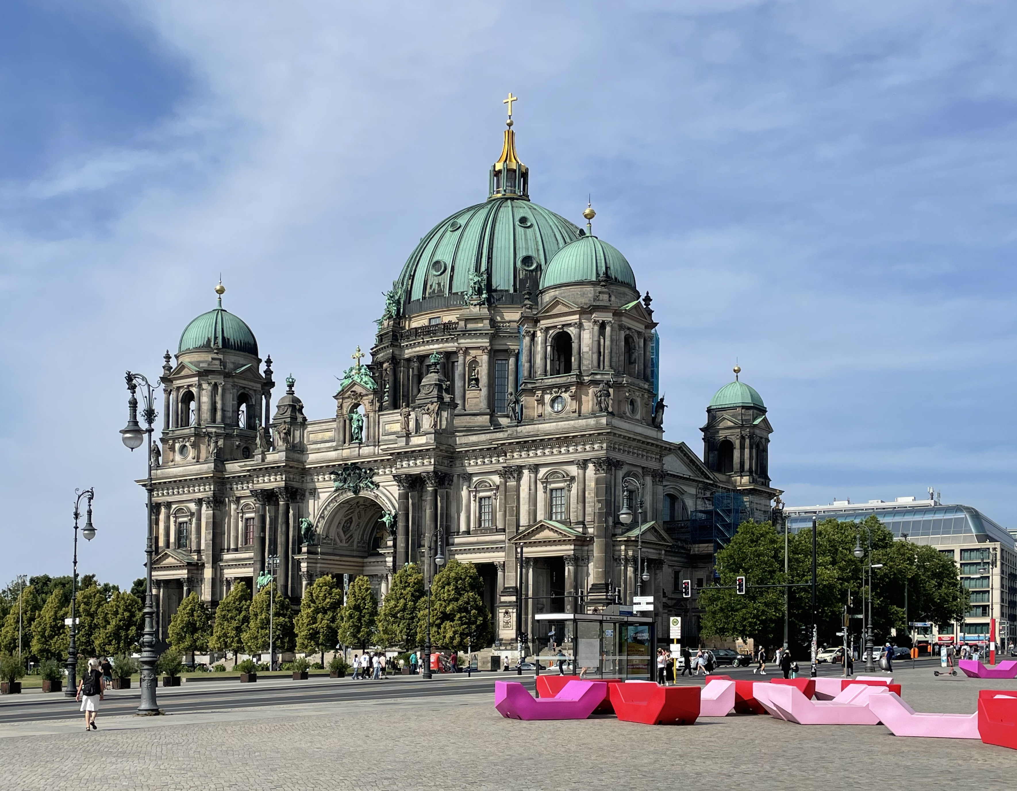 2025-06-22_berliner_dom_carousel